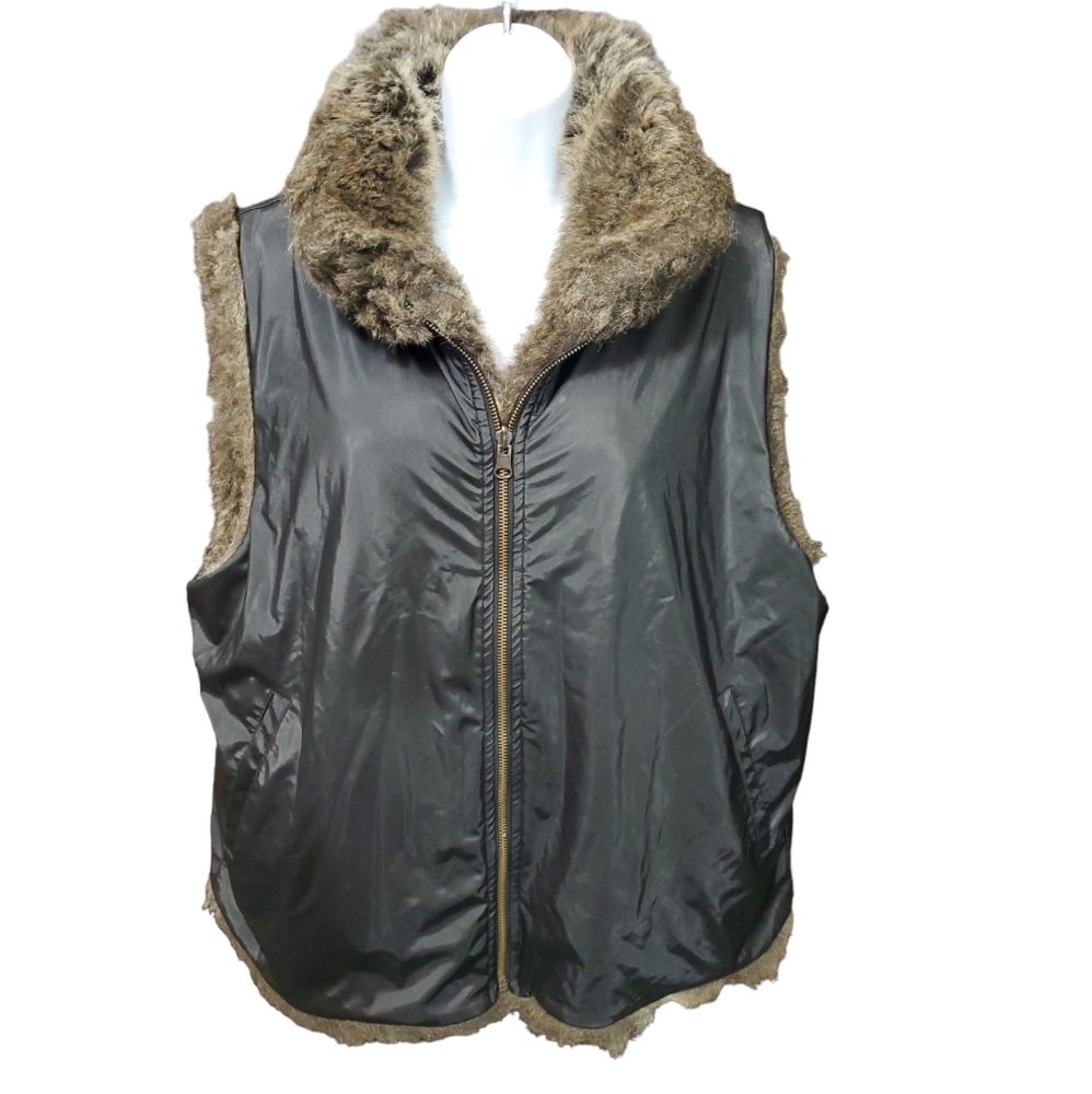 Carolina Colours Faux Fur Reversible Brown Vest - Picture 3 of 10